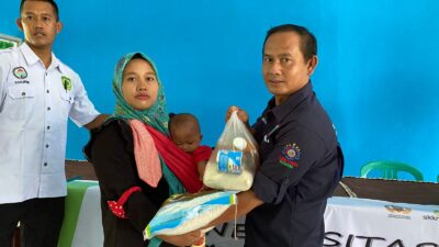 Ketua PD IWO Pali  Hadiri Pembagian 100 Paket Sembako, Sinegritas Pertamina dan Polres PALI dan Bhayangkari