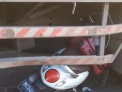 Seorang Pengendara Motor Tewas Usai Menabrak Mobil Truk Menepi