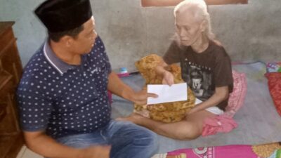 Kades Sigam Gelumbang Wakafkan Gajih