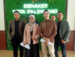 Diberhentikan Sepihak, Seorang Dosen S2 UKB Melapor ke Disnaker Kota Palembang