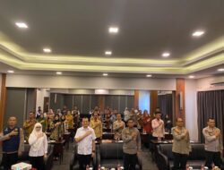 Karo SDM Polda Sumsel Memberikan Kata Sambutan di Pelatihan Calon Asesor Polri Assessment Center Polda Sumsel 2024