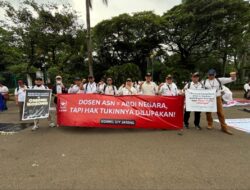 DOSEN ASN KEMDIKTISAINTEALIANSIK SELURUH INDONESIA (ADAKSI) GELAR AKSI DAMAI dI JAKARTA