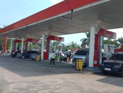 Biosolar Dikurangi, Pengantre Ganggu Lalulintas di Ruas Jalan