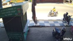 Curanmor Terekam CCTV, Motor Karyawan Dimsum Raib dalam Hitungan Menit di Seberang Ulu I