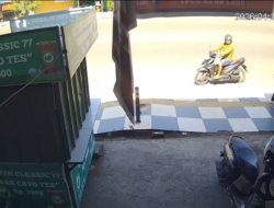 Curanmor Terekam CCTV, Motor Karyawan Dimsum Raib dalam Hitungan Menit di Seberang Ulu I