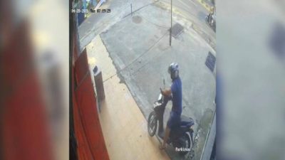 Terekam CCTV Dua Pelaku Curanmor Kini Diburu Polisi