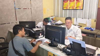 Motor Diparkir Saat Ambil Orderan, Seorang Wanita Panik Saat Honda Beat Miliknya Raib Digondol Maling