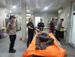 Pria Tanpa Identitas Ditemukan Meninggal di Depan Barbershop di Kalidoni Palembang