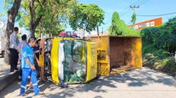 Mobil DLHK Palembang Menjadi Sorotan, Diduga Tak Layak Jalan Sebabkan Kecelakaan di Seberang Ulu