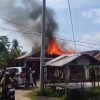 Diduga Akibat Korsleting Listrik, Rumah Warga di Talang Petai Plaju Palembang Terbakar