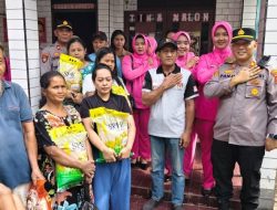 Kapolsek Boom Baru Salurkan Bantuan untuk Korban Kebakaran di Lawang Kidul